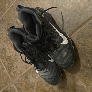 Nike Alpha baseball cleats